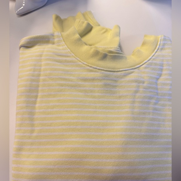 Yellow Striped Set - Picture 4 of 5